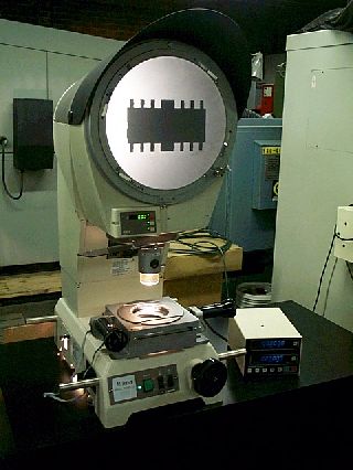 12 Screen Nikon V-12B OPTICAL COMPARATOR, dro, extras, beautiful - Haga clic para agrandar la imagen